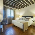 Abad Hotel