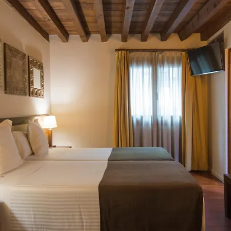 מלון Abad טולדו