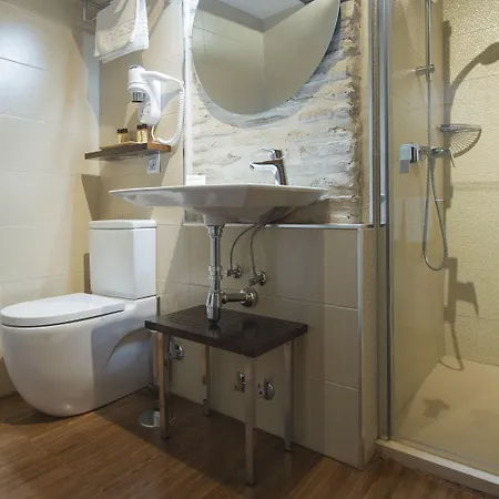 阿瓦德托莱多酒店 3*