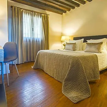 Abad Hotel 3*