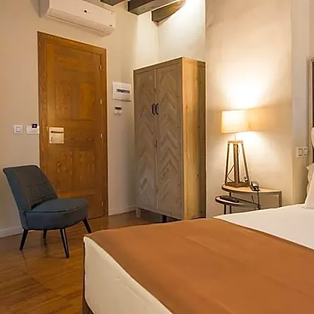 Hotel Abad