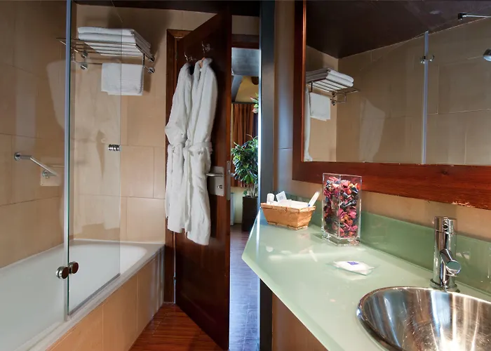 阿瓦德托莱多酒店 酒店